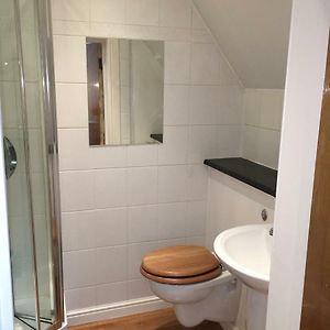 Single Room Bathroom